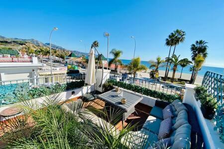 Apartamento En Primera Linea De Playa Nerja Eksteriør bilde