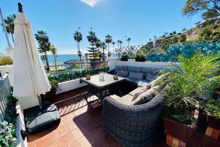 Apartamento En Primera Linea De Playa Nerja Eksteriør bilde