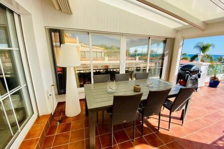 Apartamento En Primera Linea De Playa Nerja Eksteriør bilde