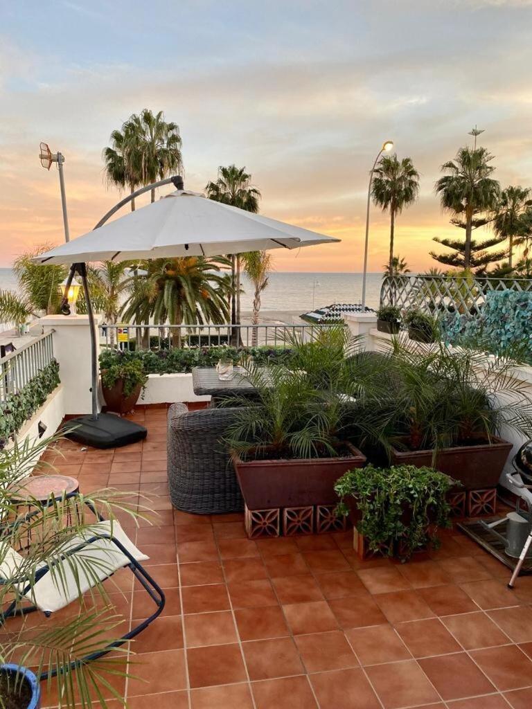 Apartamento En Primera Linea De Playa Nerja Eksteriør bilde